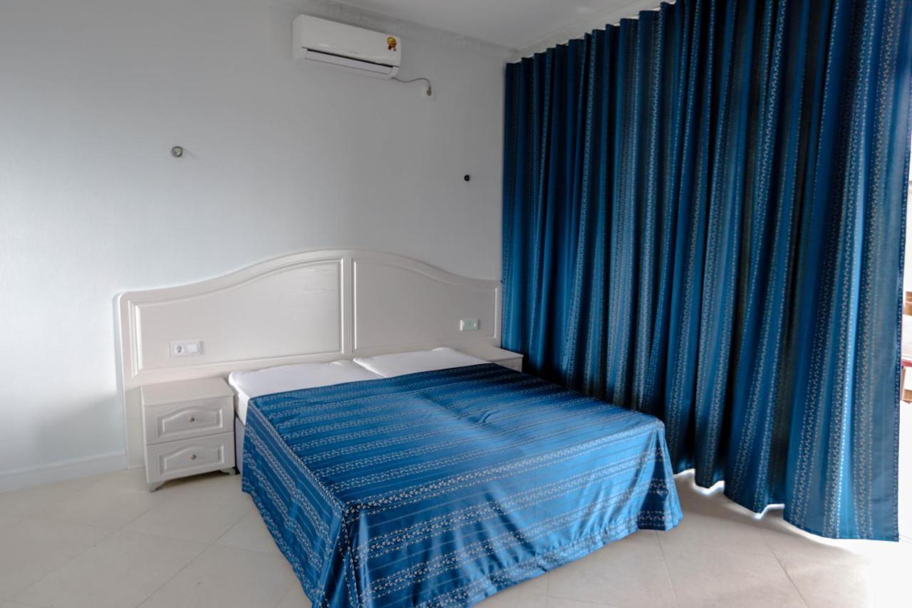 Hometel 4 Friends Gagra Dış mekan fotoğraf