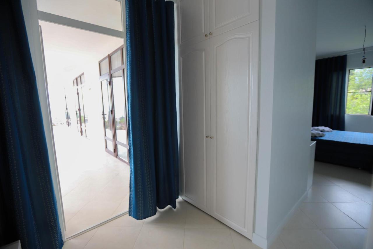 Hometel 4 Friends Gagra Dış mekan fotoğraf