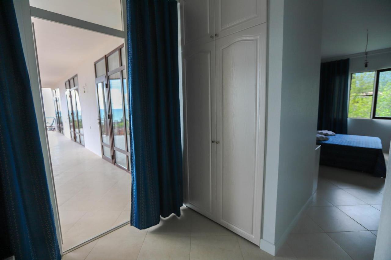Hometel 4 Friends Gagra Dış mekan fotoğraf